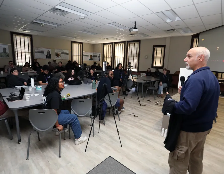 Allegheny CIS students and community